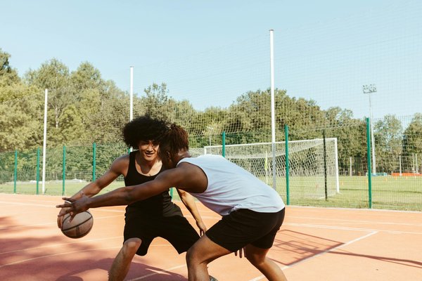 Fitness en confinement : comment garder la forme à la maison
